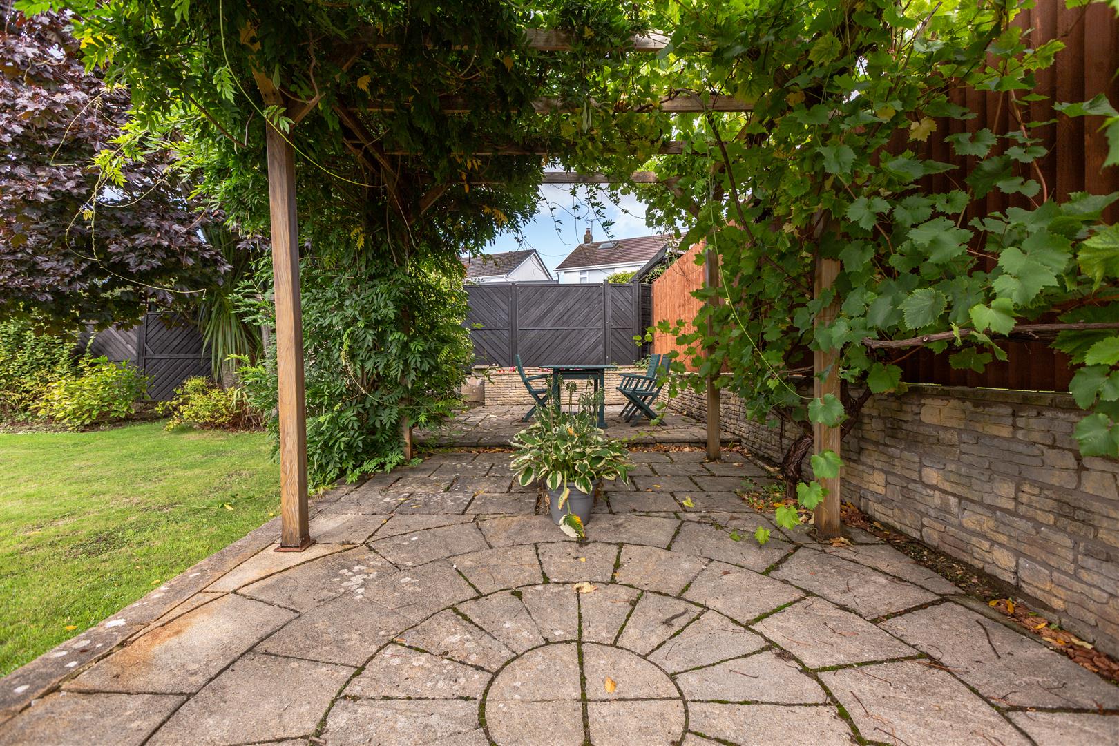 Saunders Way, Sketty, Swansea, SA2 8BJ